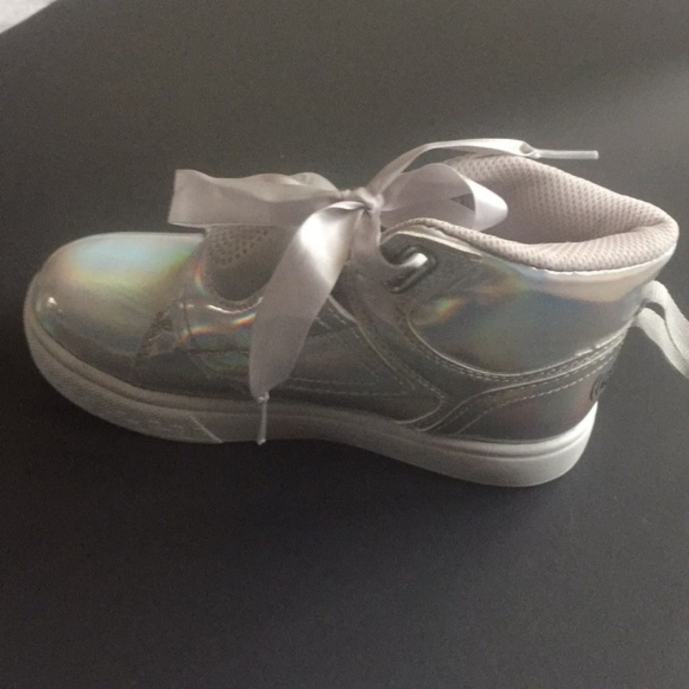 Shoe Beatz Speaker High Top shoes - Picture 3 of 4